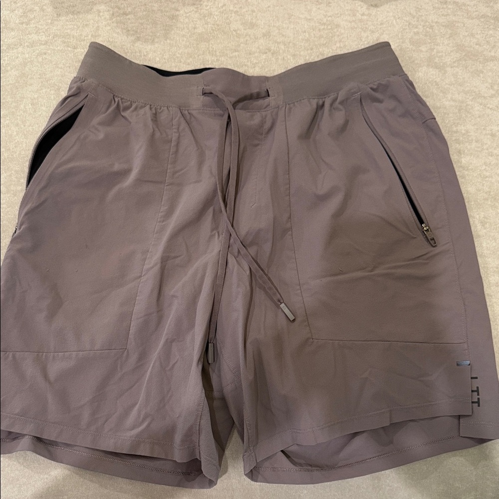 Men's Lululemon License To Train Short 7”